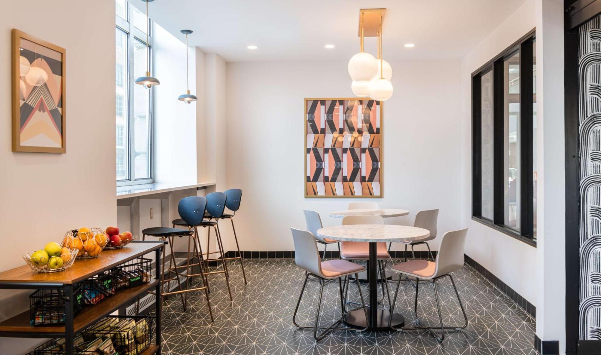 Hilton Garden Inn Flint Downtown エクステリア 写真