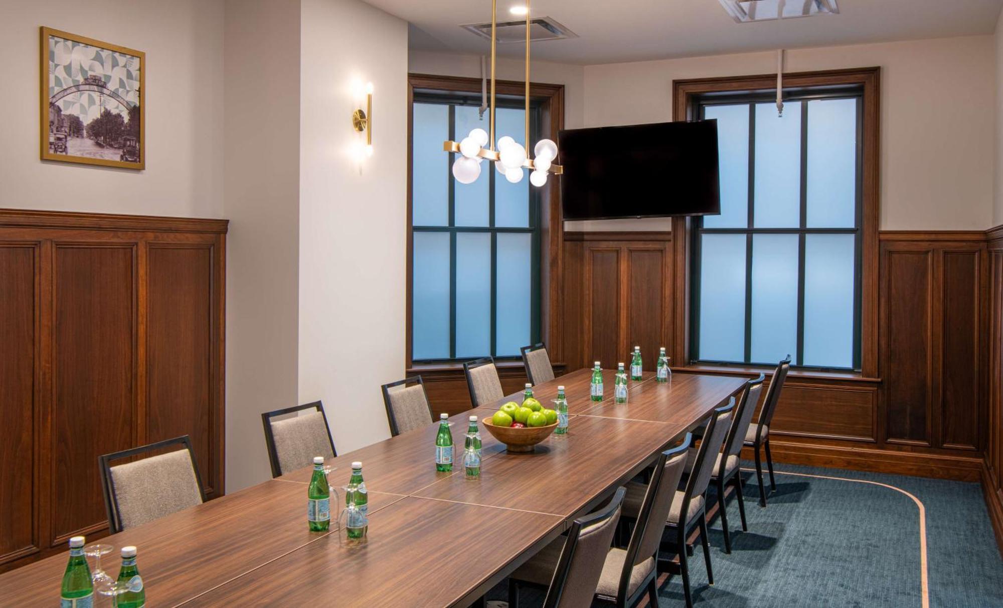 Hilton Garden Inn Flint Downtown エクステリア 写真